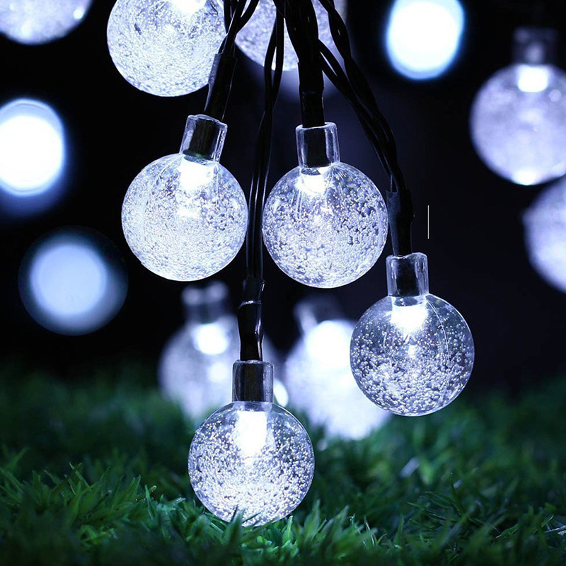 庭院一拖五十灯防水LED气泡球挂树光控长亮简易安装太阳能灯泡串